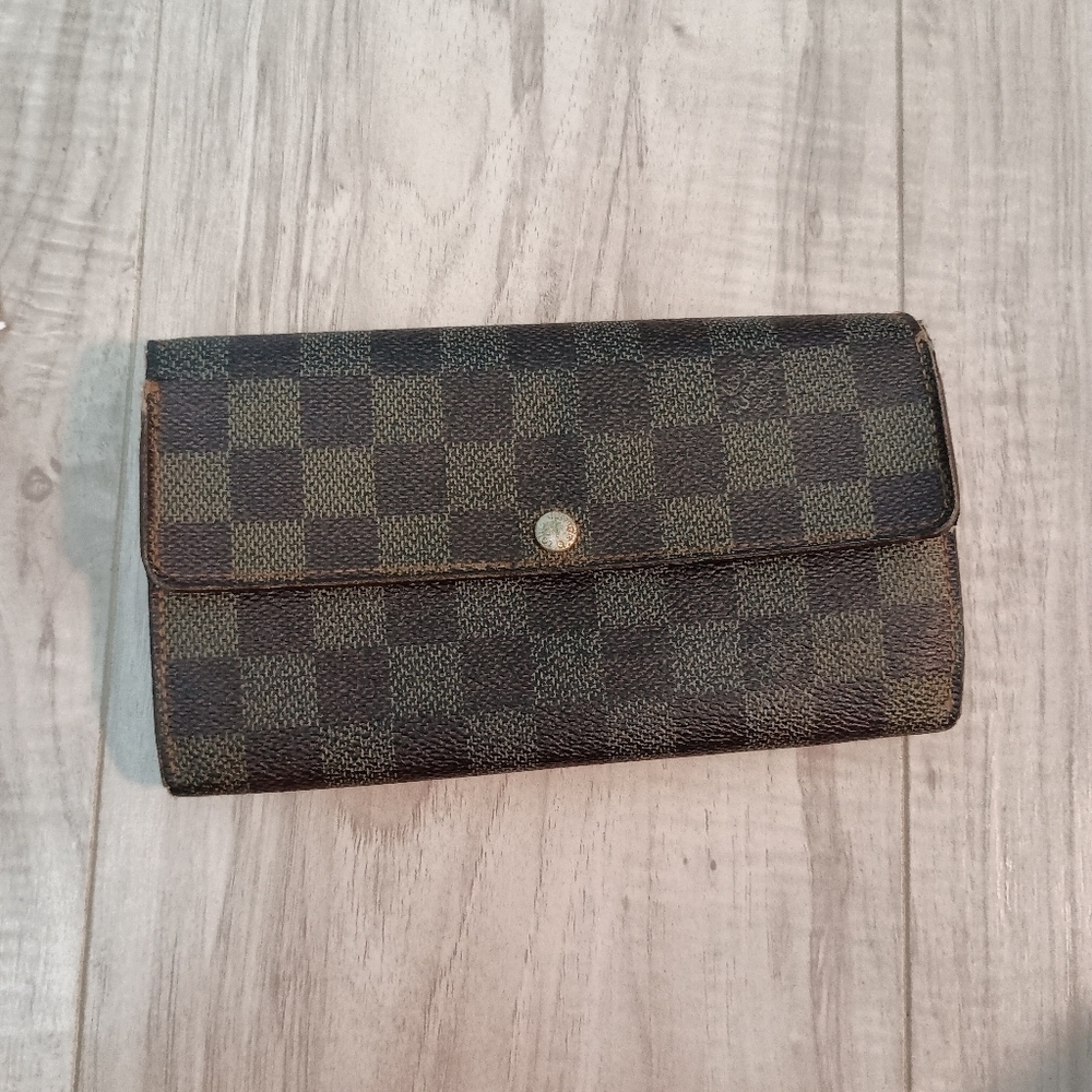 Louis Vuitton Authentic Damier Ebene Canvas Long Wallet - Picture 1 of 14